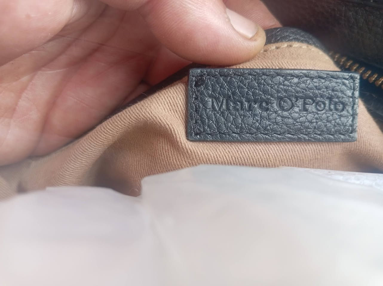 جلد طبيعي من polo


**إذا كنت صاحب هذا الإعلان وتريد حذفه لأي سبب، رجاءا أرسل رسالة إلى الدعم الفني**