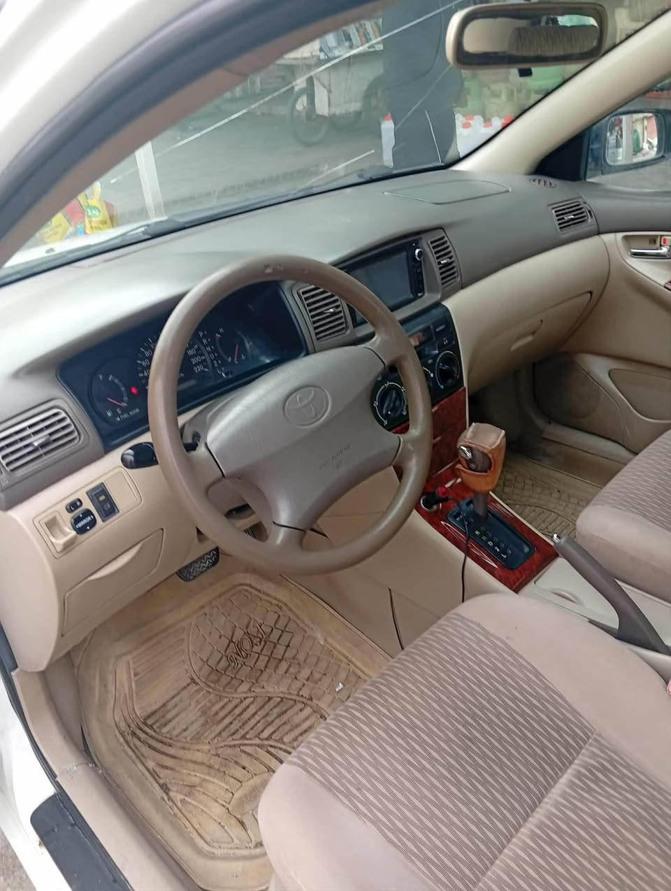 بیکاشۆ  2007 مکینە بچووک گێڕتۆماتیک  گێڕ مکینە تبرید بە شرت چوار پارچە ونیووی بۆ یاغە بێ ژوورێ پێشی کە پسە جمپێکی پشتی هە یە سە یارە کە زۆر پاکە سە نووی تا 2023 تە واو بووە سعر 85 کمێک مجال                        *********** أربيل, العراق
