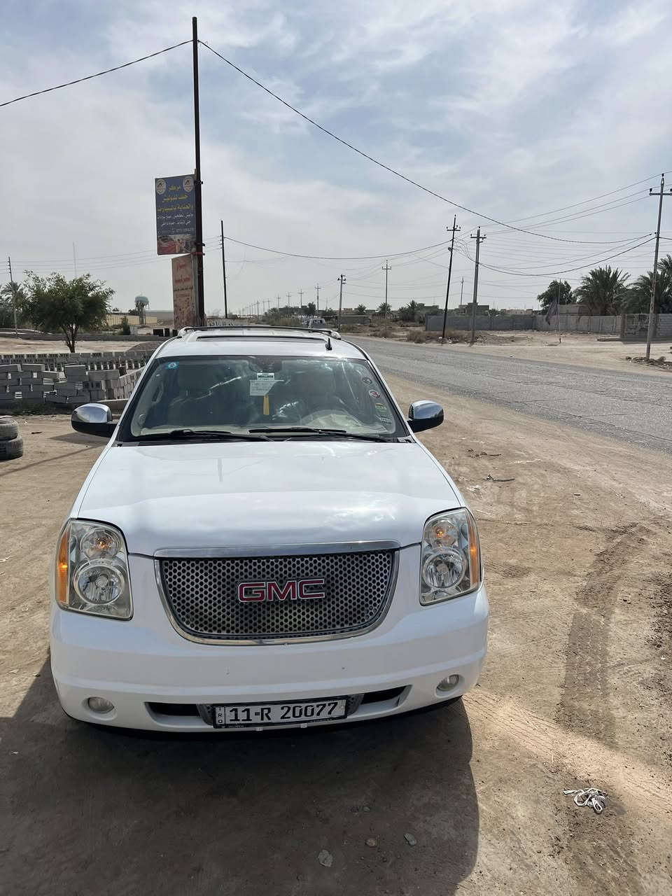 يوكن موديل 2011 رقم بغداد تحويل مباشر
فول موصفات لخير واحد ع واحد 
السياره كفاله من الضربه بيه صبغ فقط 
مكينه كير تبريد جاهزه كلش
لبيع او مراوس مكاني البصره 
***********
