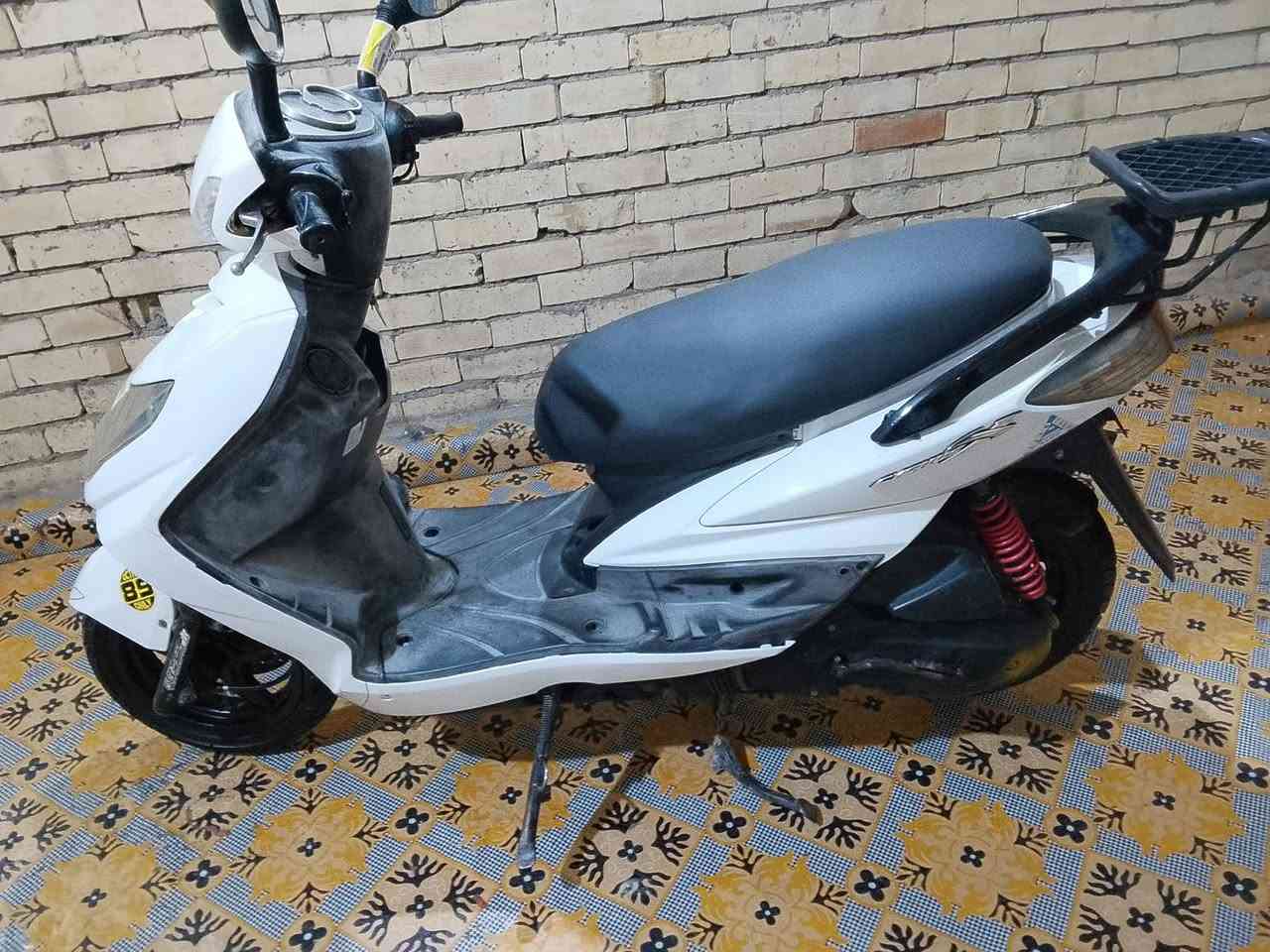 سكنس فحل
مكينه مكفوله السعر 650 قفل مكاني بغداد البلديات غير متواجد ع فيس 
‭0771 194 3509‬ رقمي
