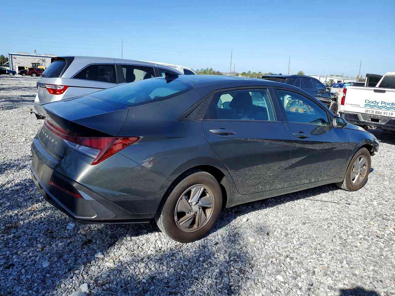 السلام عليكم
نوع السياره: 2025 HYUNDAI ELANTRA SE

تاريخ المزاد:20/2/2026 
مده الوصول:من 70 يوم الى 90 يوم
السعر:حسب تاريخ المزايده
الضرر و المواصفات:حسب الصور المرفقه
حجم المحرك: 4 سلندر
نقل المتوفر : الأردن - جبل علي - مرسين 
للمزيد من المعلومات الحضور الساعه الرابعه مساء الى مقر الشركه الكائن في بغداد اليرموك مجاور محطه وقود اليرموك
او الاتصال على الرقم التالي
009647817770664
00962799619838
Falah Auto for American and Canadian Auctions


**إذا كنت صاحب هذا الإعلان وتريد حذفه لأي سبب، رجاءا أرسل رسالة إلى الدعم الفني**