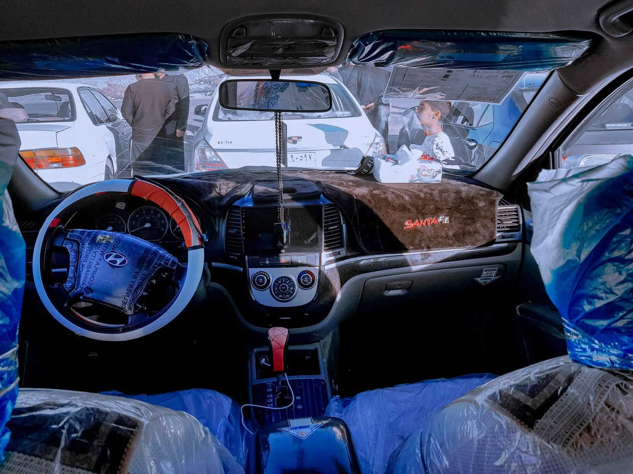 بسم الله الرحمن الرحيم .
للبيع هونداي سنتافي موديل 2008
سعر 125
امريكي 
ماشيه  140 الف 
محرك وكير بشرط
محرك 6 سلندر حجم 2700
5 راكب  
تبريد ثلج ❄
تدفئه نار 🔥
تحكمات ستيرن
 ويل كب  سبورت 
كلير بدون تبديل او صبغ 🚫
رقم نينوى ألماني بأسمي شرط التحويل 
السياره جاهزه ونظيفه 
للإستفسار الاتصال 
***********
