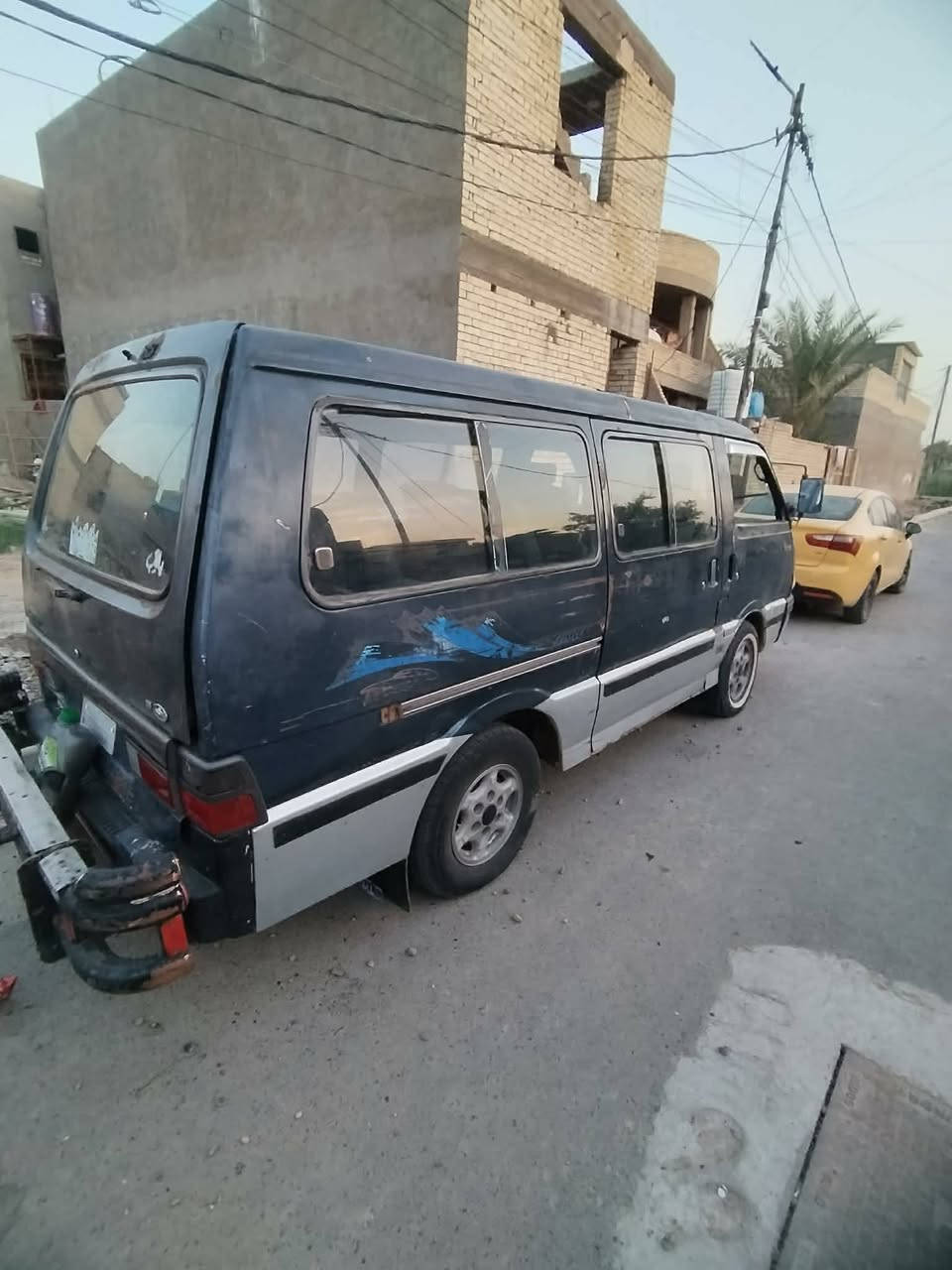 سلام عليكم كيه بسته موديل ٩٥ سنويه ٢٨ تريد تحويل تريد وكاله سياره خير من الله سياره بلاديه تخم تاير كير محرك خير من الله سعر ٤٦ وبيه مجال شراي يتصل وبي خير ودلل ***********///***********
