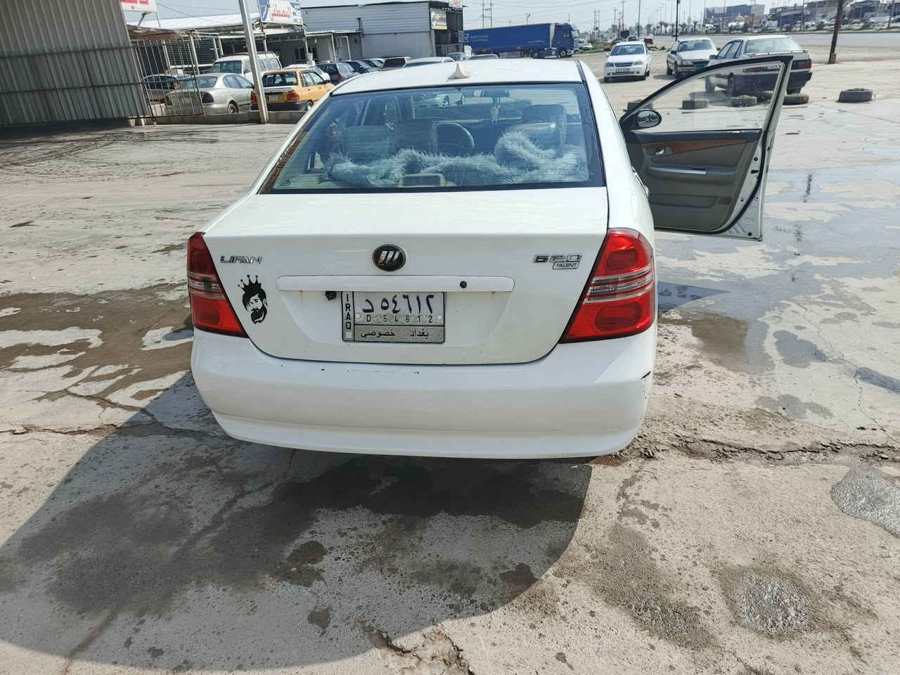 السلام عليكم
ليفان موديل 11 سياره بلاديه كله ع بلاد 

صدر تايرات باتري مكينه كير كله مكفول 

كير توماتيك

شاشه كبيره 

كامره 

تبريد تدفئه 

بيهه نصف جاملغ صبغ فقط 

رقم بغداد 

السعر 48  بي مجال

عنوان موصل  سهل نينوى

رقم الهاتف ***********

***********
