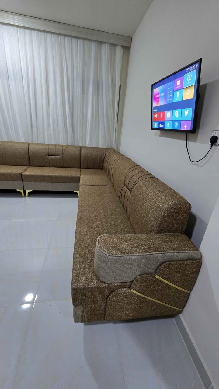 تخم عراقي نضيف جدا 10 مقاعد 
مكاني كربلاء(***********)
*********** كربلاء, العراق
