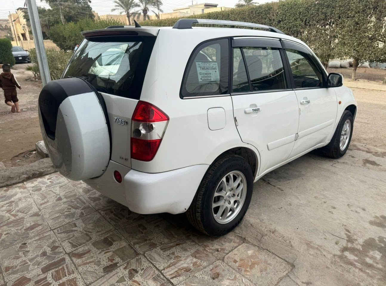 شيري تيكو 2012 كير ميكانيك
السياره بسمي تحويل مباشر بيها قطع كلير 
معروفه مواصفاتها كشن تدفئه فتحه كشن جلد 
السعر 55 
مكانها بغداد 
***********
