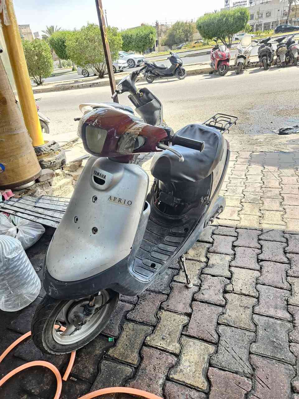 100 الف قفل بطه موديل ٩٩ شغاله كلشي مابيهة اروح واجي بيهة ٦ شهور ماوكفتني مفتوحه مره وحده نكره هندر 
***********
