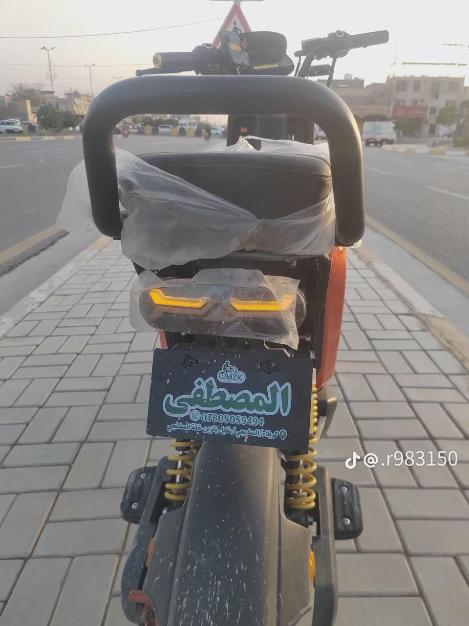 بايسكل شحن  Rs٩فول مواصفات بي دبل اشاره اشاره يمنه يسره هورن لايت عالي ناصي سرعه الحقيقيه ٨٥السعر ٥٠٠وبي مجال راسلني ونتفاهم***********
