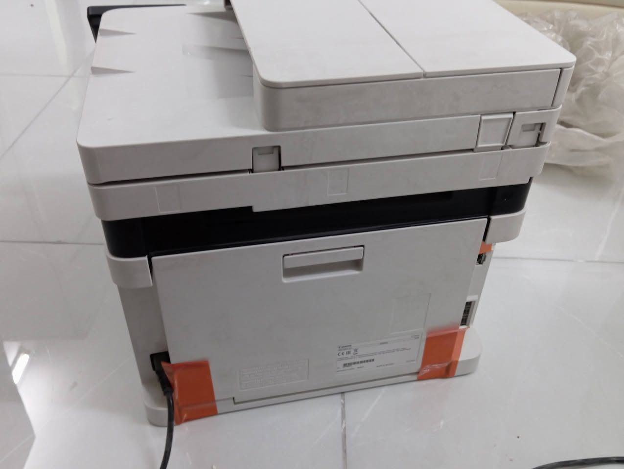 للبيع طابعة Canon i-SENSYS MF645Cx ليزر ملونة متعددة الوظائف مع wi_Fi
• طباعة، نسخ، سكنر وفاكس.
• تدعم الواي فاي والطباعة من الهاتف والكمبيوتر.
• شاشة لمس ملونة سهلة الاستخدام.
• استخدام خفيف جدًا وحالة ممتازة.
• تحتاج فقط تعبئة أو تبديل التونر.
• مناسبة للمكاتب والعيادات والمحلات.
سبب البيع: عدم الحاجة إليها.
السعر: ٦٥٠ الف وبي مجال بسيط .
للاستفسار والمراسلة على الخاص.


**إذا كنت صاحب هذا الإعلان وتريد حذفه لأي سبب، رجاءا أرسل رسالة إلى الدعم الفني**