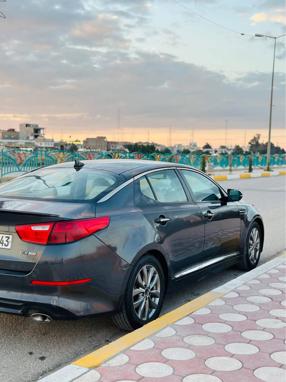 كيا اوبتما 2015 EX رقم بسمي رقم جديد فول عدى البنوراما  ضربته بنيد و جاملغ مو قويه امريكي  السعر 105 وبيه مجال مكان كربلاء طويريج 

‭0790 165 2517‬

‭0774 469 2664‬

Mahmood AlNajar خاص كربلاء, العراق
