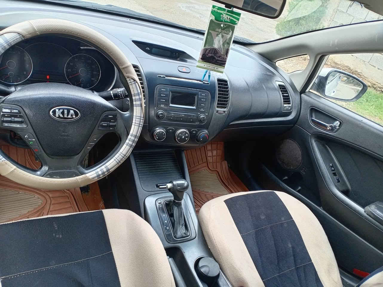 السلام و عليكم
كيا فورتي موديل ٢٠١٤ وارد أمريكي ليبل واحد
محرك وكير مكفولات
جدد شرط لا صرف ولا تبخير
تبريد تدفئه صدر امامي خلفي
تخم تاير تحكم استيرن اشاير بلمري السياره جديده جاهزه خير من الله
بيه ٣ قطع صبغ بدون دواخل
المكان بعقوبة تقاطع الساده
الاتصال على الرقم ***********
السعر ١٠٣ بيه مجال قليل
