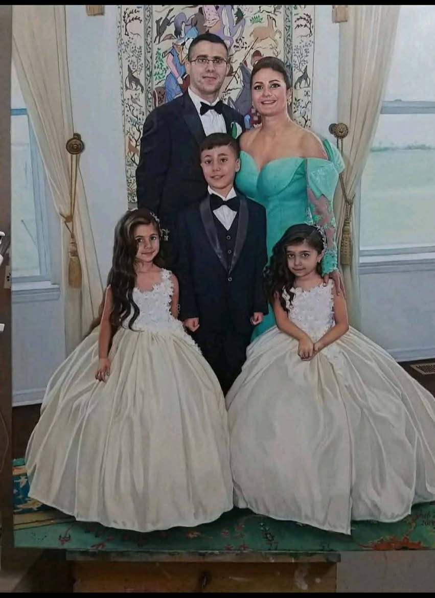 من اعمالي الوان زيتي حسب طلب منو يريد يتواصل خاص عندي توصيل كل محافضات العراق رسام  واقعي


**إذا كنت صاحب هذا الإعلان وتريد حذفه لأي سبب، رجاءا أرسل رسالة إلى الدعم الفني**