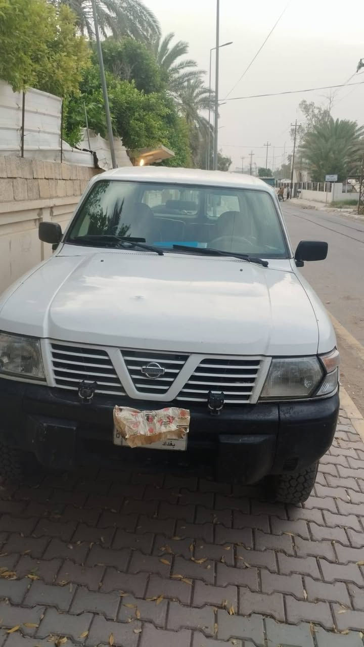 سلام عليكم نيسان باترول موديل ٢٠٠١ سياره جاهزه للاخر كير مكينه صدر تبريد تخم تاير دنلوب رقم بغداد سياره معمره ومصبوغه رقم صاحب سياره *********** سعر ٧٥ وبي مجال قلبل
