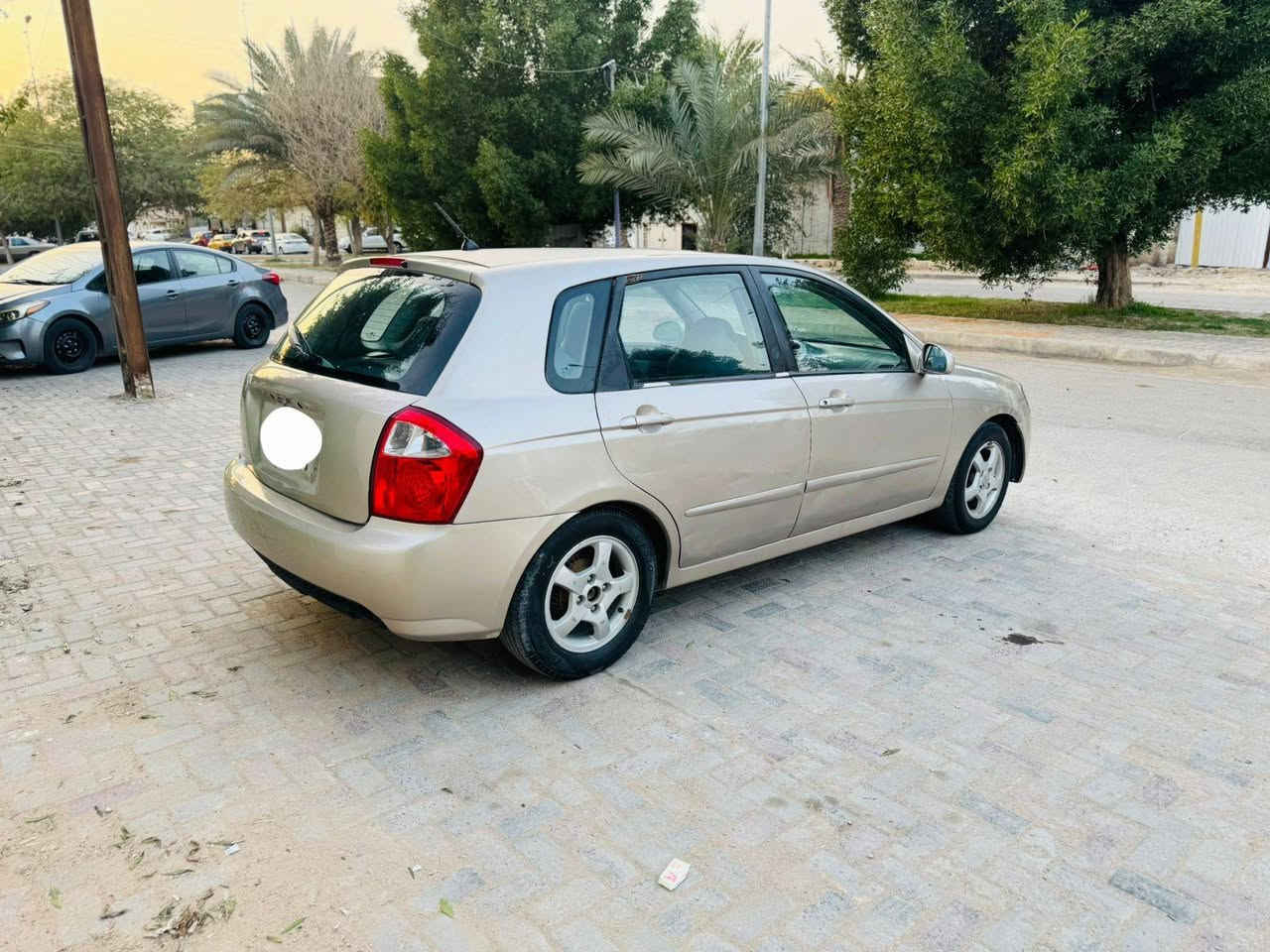 للبيع كيا سبكترا موديل ٢٠٠٦ بيها صبغ حزام بدون دواخل مكفوله شواصي وتكم مكفوله مكينا وكير مكفوله رقم بابل تحويل مباشر مكان السيارة كربلاء  السعر ٦٤ وبيها مجال قليل ستفسار تصال  ***********
