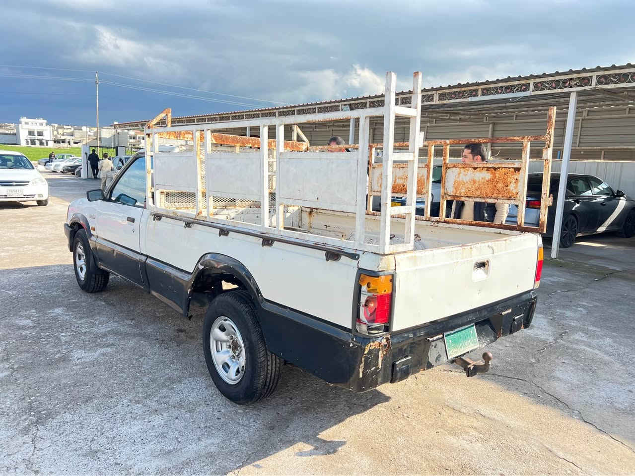 بیکاب/1996 بخ
گیرو مکینە و تخم حدادیەو تخم تایەی جدیدە سیارە جاهزە  شرط وکالە سعر/22$ مجال
***********
شوێن/قەزای بەردەرەش
معرض کوردستان اكر, نينوى
