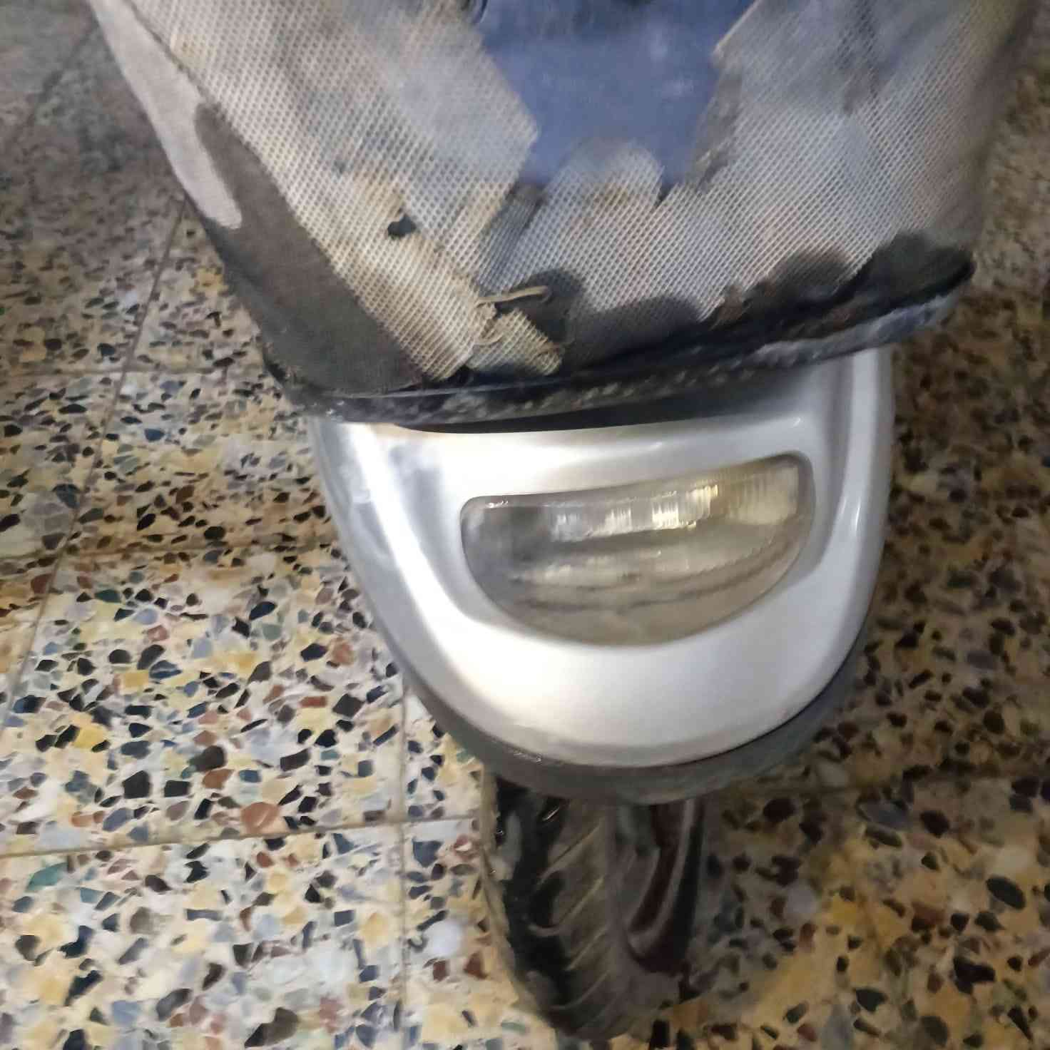 السلام عليكم هذن الدراجات مابيهن شي نكره تشتغل وحده مفتوحه والثاني ما مفتوحه السعر اثنينهن 600 المكان كربلاء  للستفسار اتصل ***********واتساب
