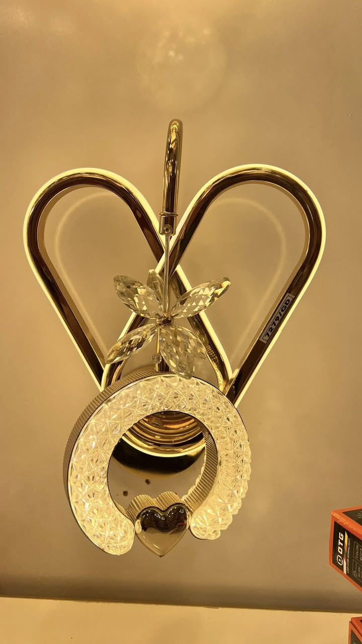 السلام عليكم حبايب
توفر احدث البراكيتات المودرن 3 حركة
بسعر تنافسي ويتوفر خدمه توصيل 
***********
