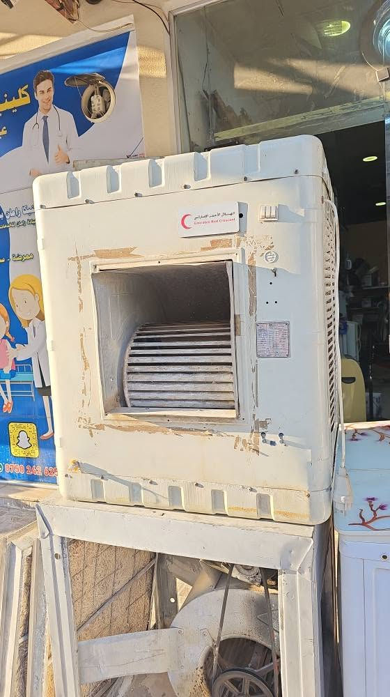 مبريده ٢،٥ اماراتى شغال بشرط للبيع سرعتان شغال 
سعر١٢٠ الف  *********** عنوان دهوك دهوك, العراق
