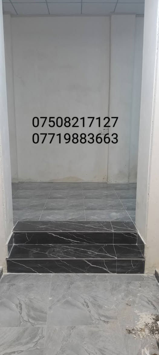 شغلي والحمد لله سيراميك بورسلين بالمادة والجبل كاشي كوبنات مرمر متفرغ حاليا للتواصل ع  الخط او الواتساب 
***********
***********
