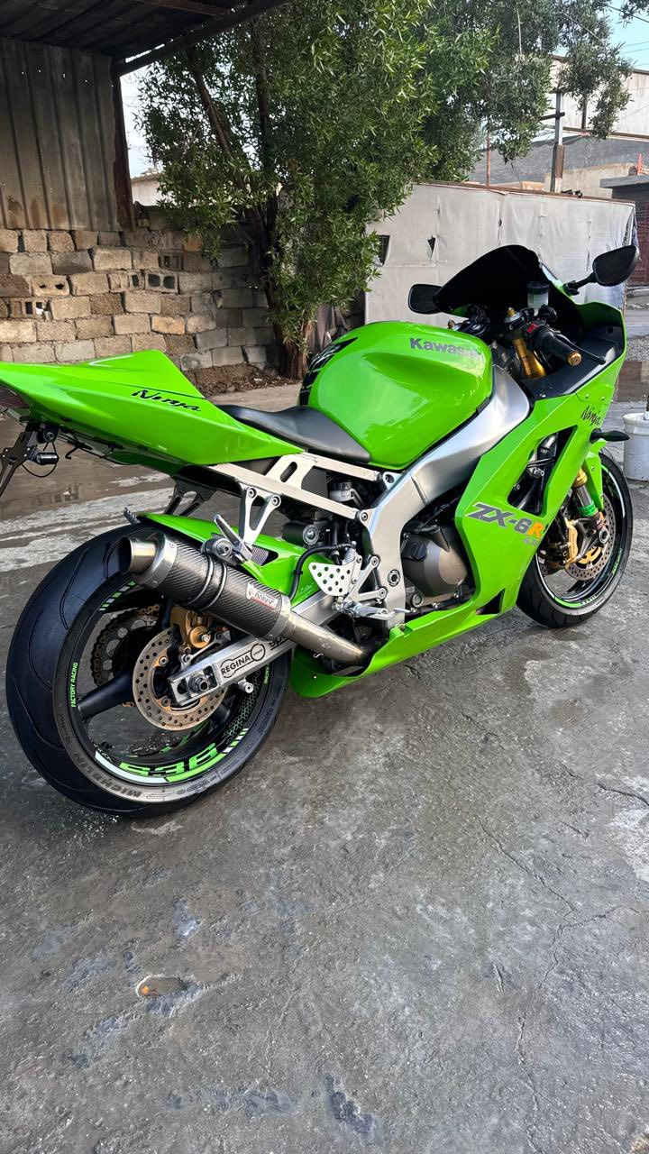 سلام عليكم 
كاوسكي موديل ٢٠٠٤ كفاله عامه
نازلة من كلشي وكلاشي ماشيه ١٨ الف
مكاني بغداد ***********
