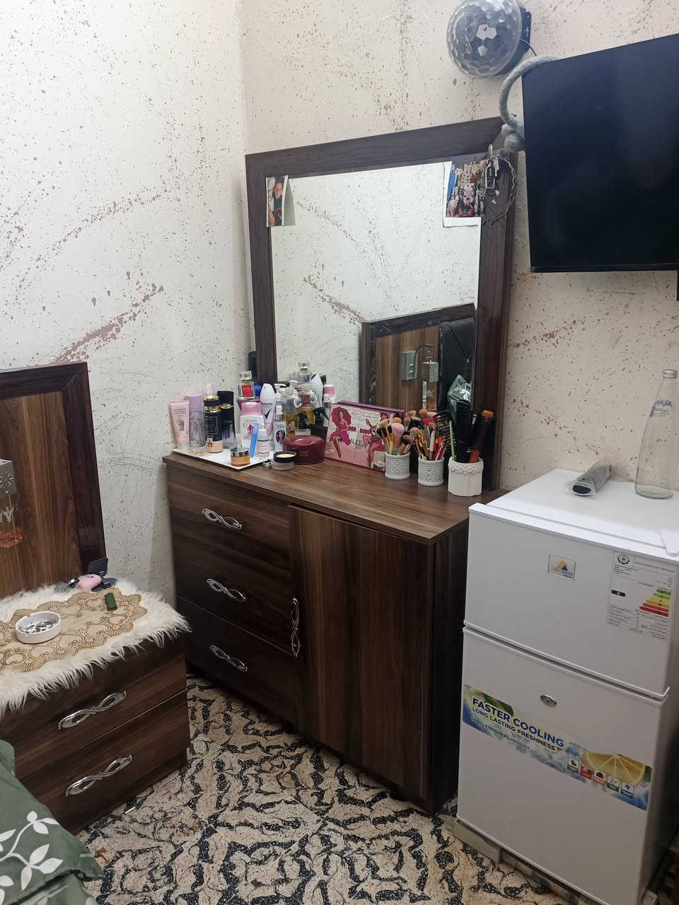 غرفه تركيه 8 قطع نضيفه سعر 550 مكان جانب الايمن


**إذا كنت صاحب هذا الإعلان وتريد حذفه لأي سبب، رجاءا أرسل رسالة إلى الدعم الفني**