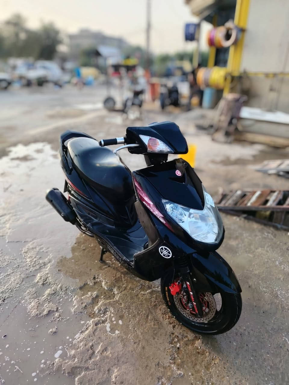 سكنس دراجه نضيفه كلش وكلها بلادي  ما مبدل بيها اي شي بحاله الرمبه كفرات بلادي مختصر جيب وياك 16 فيتر وتعال مكاني بلديات سعرها 750 وبيها مجال  لشراي  ***********
