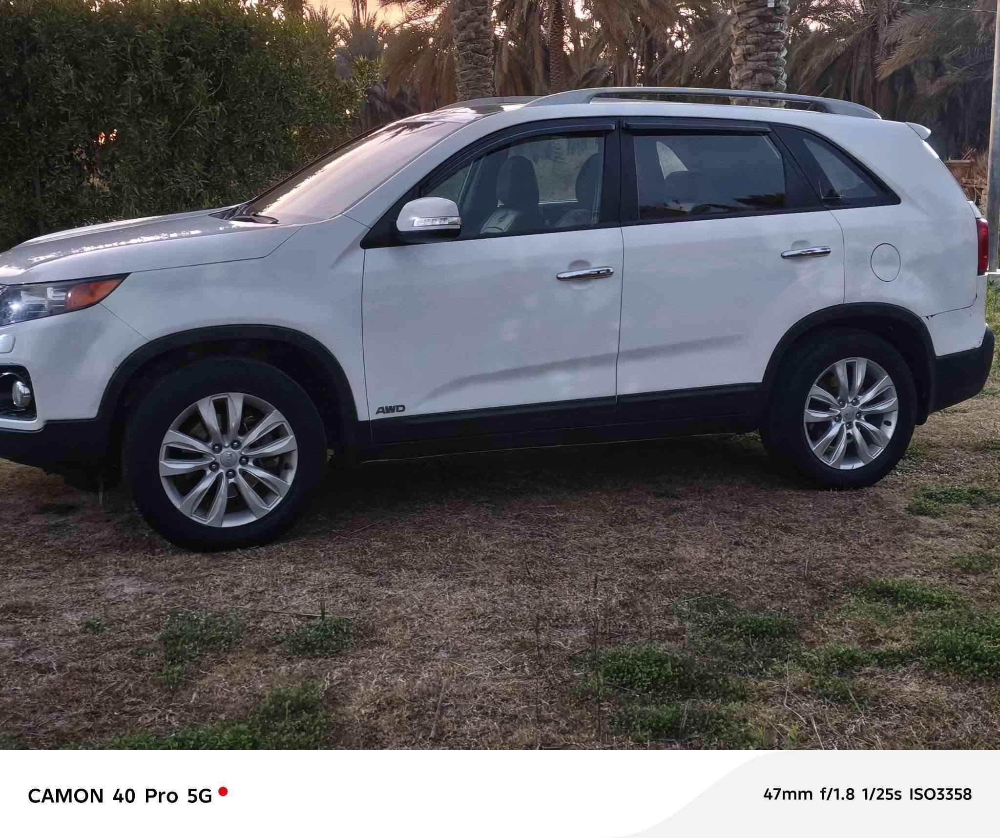 السلام عليكم 
سورنتو 3013 خليجي رقم بغداد كفالة عامة 
المحرك  v6 . 3500
المواصفات 
بصمة
كروز سرعة 
لايت زنون 
فور ويل 
7 راكب 
سقف بنوراما
تحكم استيرن 
حساسات 
كاميرا 
ماشية ٢٥٠ الف
السيارة بأسمي تحويل ثاني يوم  
السعر 183 ورقة وبيها مجال 
للاستفسار ***********
