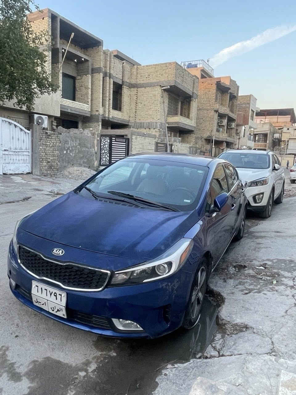 السلام عليكم 
فورتي 2018 للبيع 
سيارة مواصفات نص فول محرك 2000 دوش 
ماشية 96 الف مايل 
وارد امريكي حادثها موضح بالصورة ايرباكات سليمة
مكفولة محرك وكير 
السيارة بيها نقوصات وطخات بسيطة وسنوية منتهية 
السعر 113 ورقة 
للأستفسار 
 *********** 
متوفر واتساب و على الرقم
