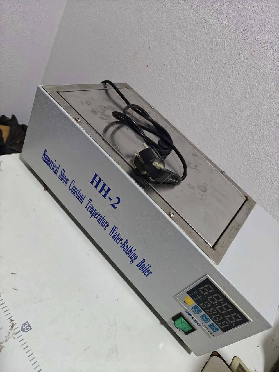 اجهزة مختبريه للبيع استعمال قليل ونضيفات
مكاني حله 

***********
