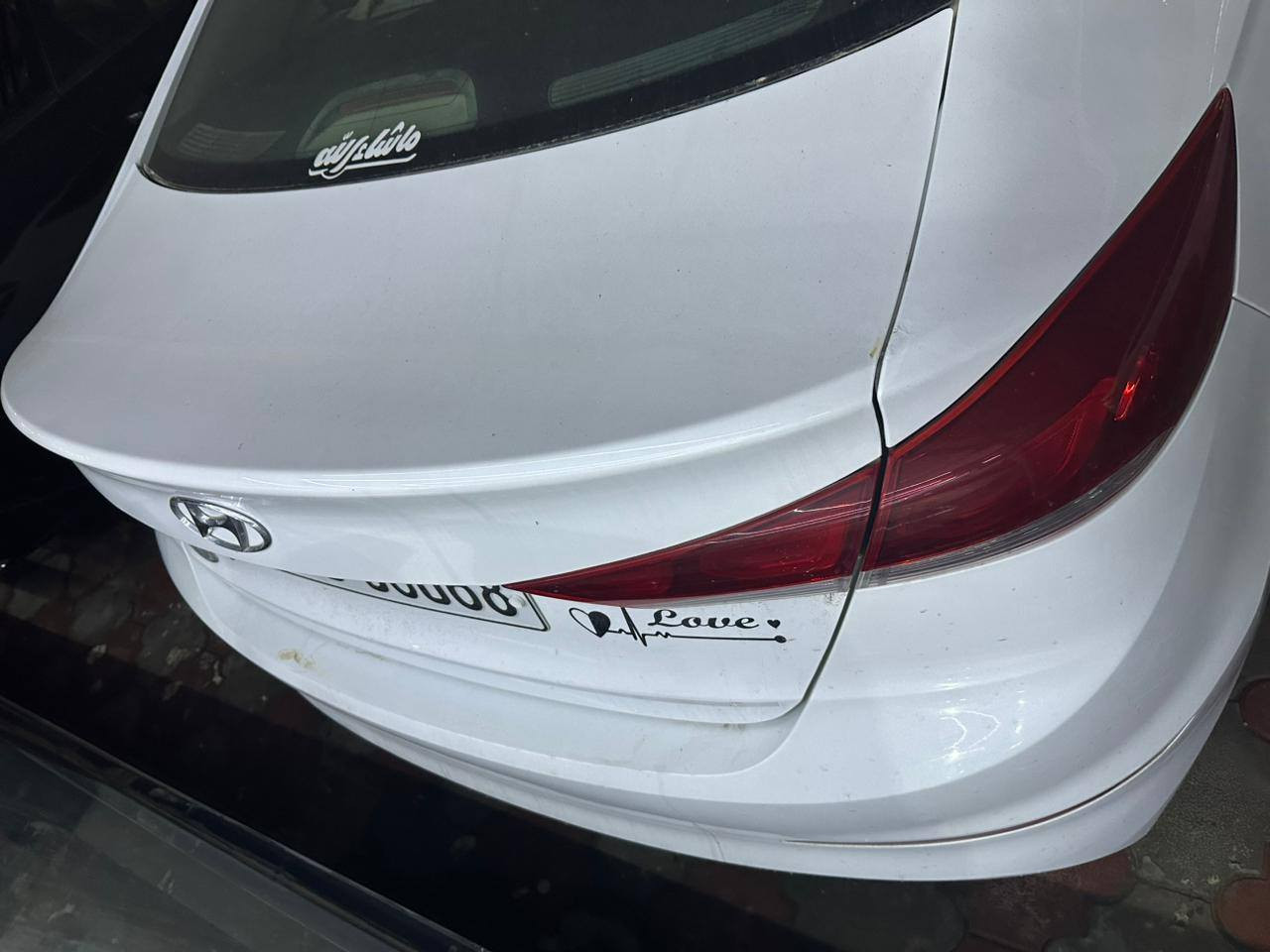 سيارة النترا موديل ٢٠١٧ امريكي رقم اربيل سنوية ٢٠٢٨
ضرر بوند شبر بدون دواخل  محرك شرط سونار موجود بالسيارة اللي يحب يشتري موجوده  معارض الموصل معرض برج العرب.  
هذا رقمي ***********
