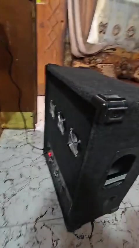 جهاز تندر 3000 ايراني باب اول نظيف جدا


**إذا كنت صاحب هذا الإعلان وتريد حذفه لأي سبب، رجاءا أرسل رسالة إلى الدعم الفني**
