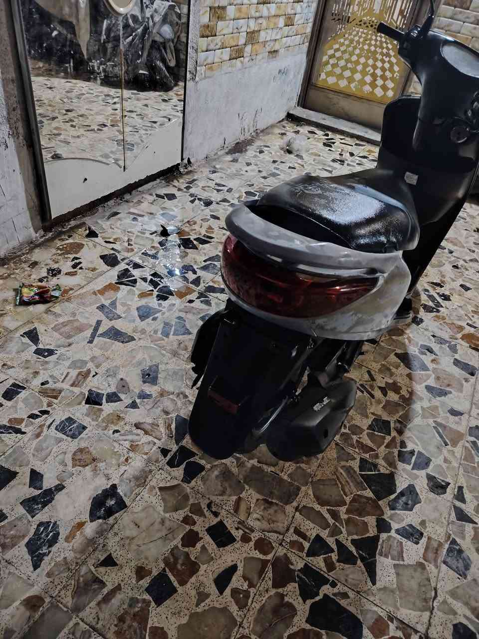 السلام عليكم دراجة فريز  رمبة صالة شهرين ماخذها رمبة سريعة تخبل اي نقص مابية ناعمة تخبل سعرها ٨٥٠الف العراقي شراي يخابر خادم ***********
