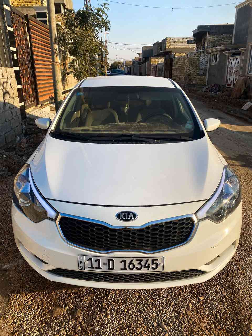 السلام عليكم
للبيع سيراتو موديل 16 خليجي رقم بغداد دولي بأسمي السياره قطع صبغ فقط مكان ديوانية سعره مناسب ***********
