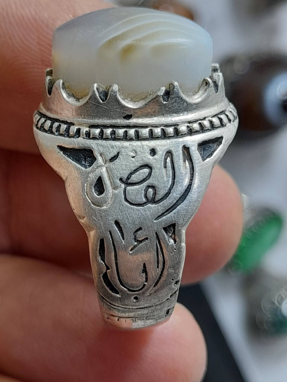 #ياالله
السلام عليكم ورحمة الله وبركاته 
نقدم لكم كل ماهو جديد ومميز 
متابعينا الكرام نقدم لكم خاتم فضه عيار 925 بحجر (  عقيق سليماني مشكول قديم طبيعي  ) صياغة ثقيله يدويه عراقيه وجميلة بسعر (65) الف والتوصيل (  5 )   اقوى عرض تحطيم الاسعار  للحجز والاستفسار مراسلة الصفحه او الاتصال على الرقم يوجد واتساب ‎0774 784 6745 يوجد توصيل الى كافة محافظات العراق 🇮🇶 🇮🇶
