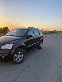 سياره سورنتو 2009السياره خير من الله جديده محرك نظيف حداديه كشر تايرات...