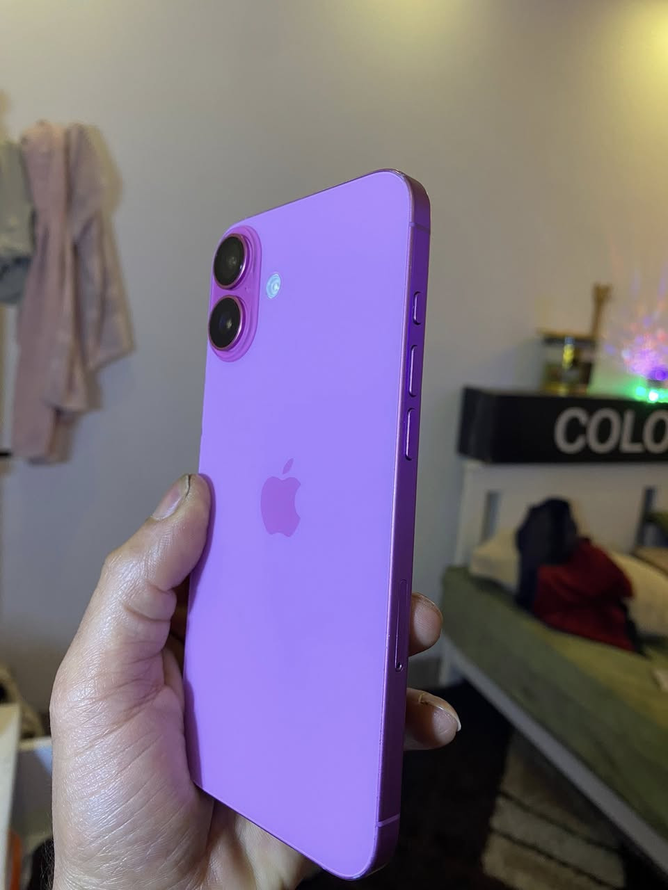 iPhone:16plus
ذاكره 256
بطارية؛100،مشحون 123مره فقط
جهاز مستخدم شهرين
تفاصيل بالصور موضح
للتواصل ***********
