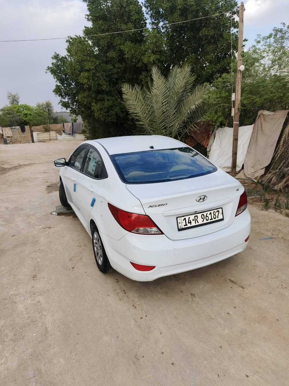 سلام عليكم اكسنت 14مضلع  وارد خليجي مكفوله من كلشي محرك وكير كفاله عامه المحرك 1600دوش سياره جديد ماعوزهه أي شي السعر (105) بيها مجال قليل الرقم الهاتف *********** ملاحضه القماره مصبوقه أثر خياس سياره تحكم بل ستيرن+ كامره خلفيه+رقم الجديد ماشيه 125الف
