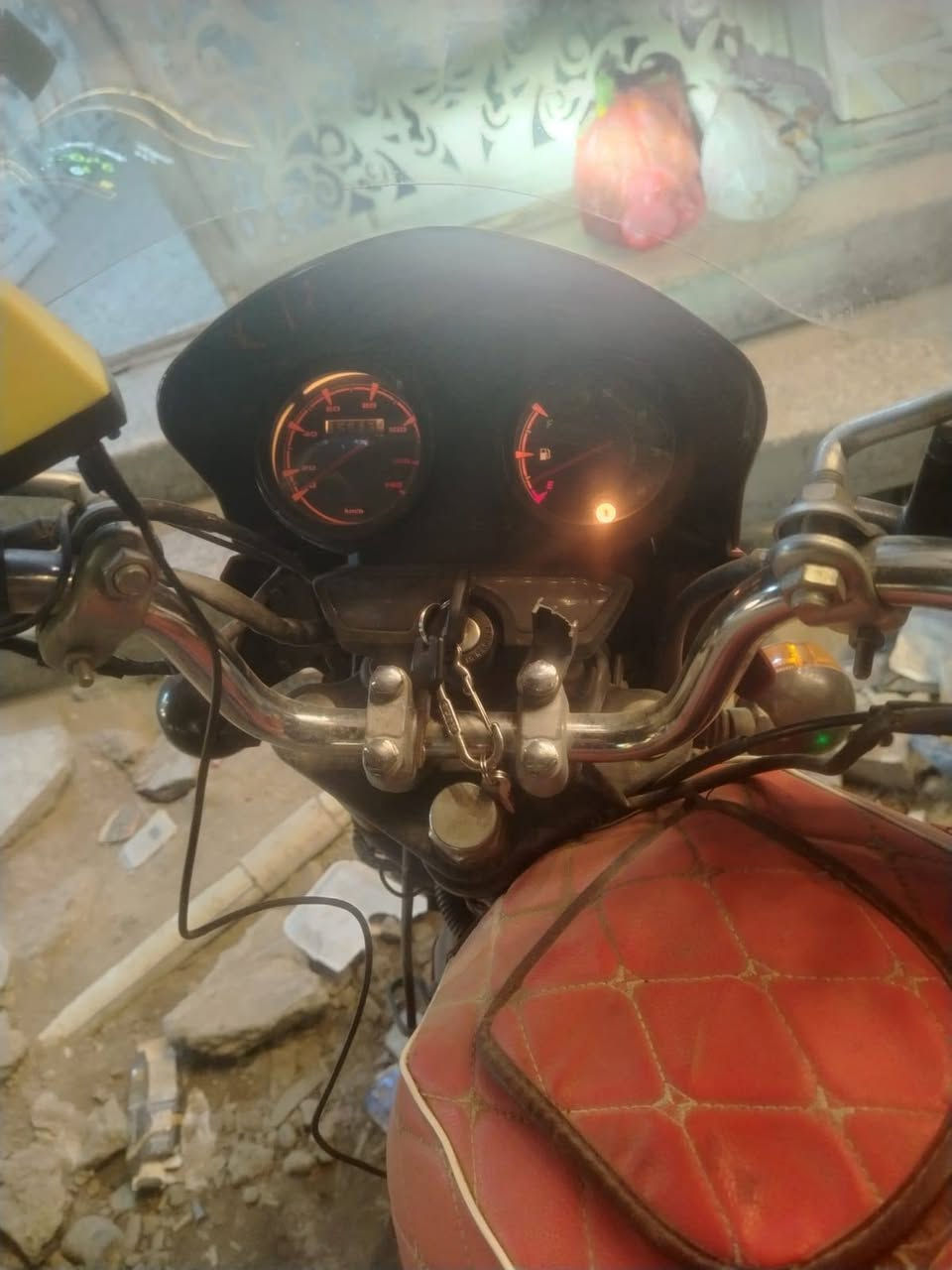 بوكسر أوراق أصولية
رايدها ب 1400
***********
