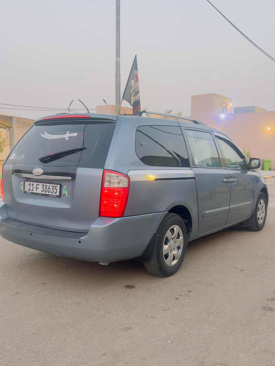 السلام عليكم للبيع او مراوس
سيدونا 2010 فول مواصفات رقم بغداد بسمي مصبوغه حزام حادثه جاملغ خلفي فتحه سقف جنطه كهربائيه بيبان كهربائيه كراسي كهربائيه محرك 3800 شاشه  سياره حلوه وجديده مكان الشوملي السعر 135 وبيه مجال الاستفسار على الرقم ***********/. ***********
