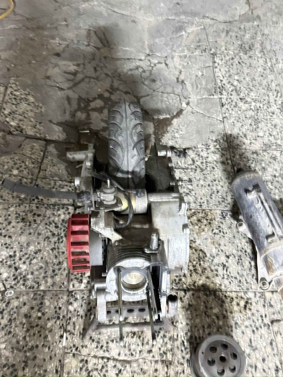 سلام وعليكم عندي غراض مال ثعلب كل شغاله وسعرهه مكاني بحي البنوك وهاذا رقمي ***********
