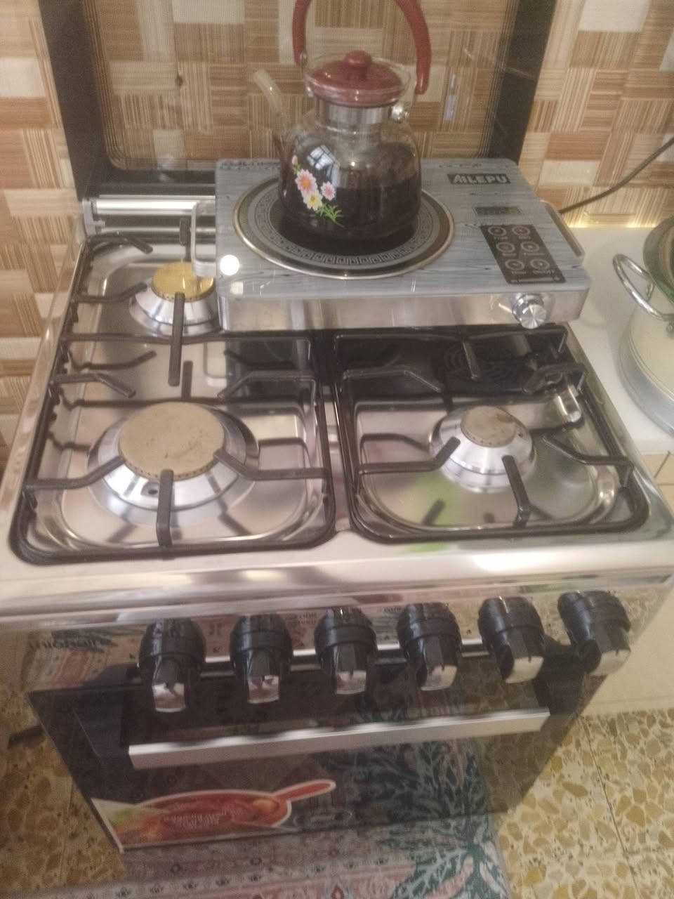 طباخ مصري جديد استعمال شهر ضمان موجود سعره ***********
