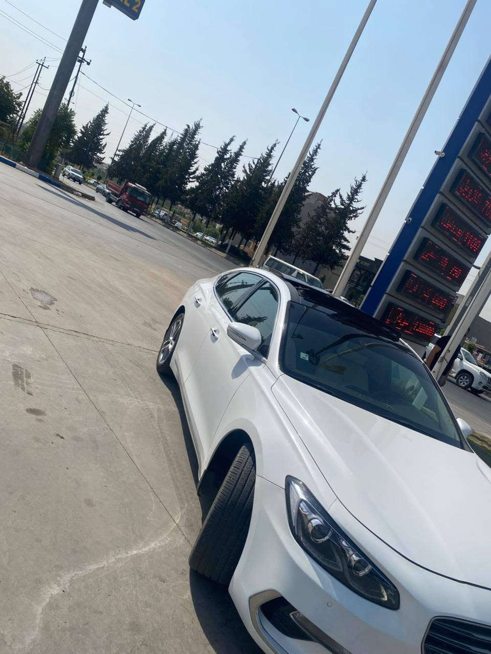 السلام عليكم ازيرة ١٩فول مواصفات مستعجل ع بيعها سعرها ١٩٠وبيها مجال سياره كفاله عامه عدا كارت بسيط بالهلال ماشيه ١٣٠الف للاستفسار *********** مكاني بغداد
