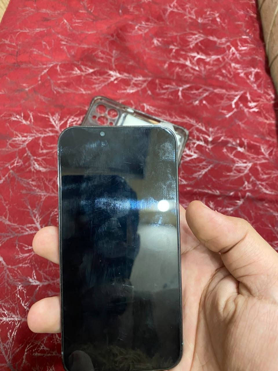 السلام عليكم ايفون 13برو اذكره 256بطاريه 78ابد ما يصرف يبقه شحنه يوم ونص تلفون يخبل كلشي بي شغال وايشي بي ما مبدل وتلفون مال بيت عايفي بس الاتصال وضهر ماله ليشتري ويريد يبدل ضهر اودي صاحبي يبدله ليزر وضهر ب50 ويريد هوه يبدله بكيفه ويريد يعوفه ما مبين من تخلي مفر سعره 450جهاز كلشي شغال مكاني شعب شارع لصحه ***********
