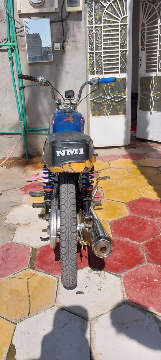 سلام عليكم شباب اربعه كير البيع كلك كلك الشراي بي خير ويدلل نامه شلامجه لا تبخير ولا تنقيص ولا نضيح مكاني طوريج سعره 350 رقمي ***********
