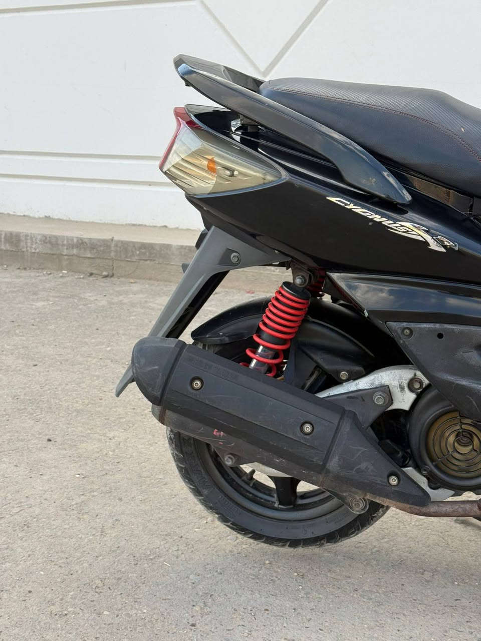 سلام عليكم✋ سكنس فحل دراجه 🛵كلش نضيفه مكينه خير من الله ناعمه كلش لاتنقيص لاتبخير لانضوح مكينه برغي ممفتوح دراجه كلهه بلاديه جيب وياك فيتر👨🏻‍🔧 مابيهه نقص برغي مكفوله كهربائيات 💡 وكفرات ومكينه مكفوله سلف هندر نكره اي وقت دراجه رمبه ماشيه 22الف يعني زيرو اوراقهه كامله حته الكمرك بيهه المكان 🏠 بغداد البياع السعر 💰775وبيهه مجال حك الجيه 📞 ***********
