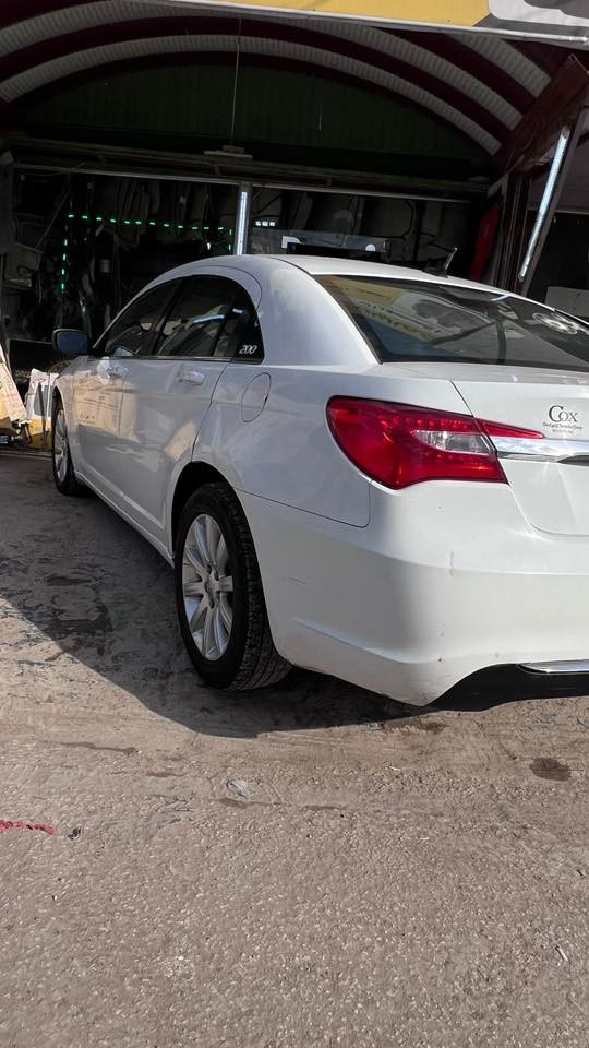 للبيع c200 موديل 2012 رقم بابل الجديد باسمي مكينه 2400 گير 6 نمر بيه 5 قطع صبغ بيه منظومه غاز مكاني بالحله 
السعر 72 
***********
