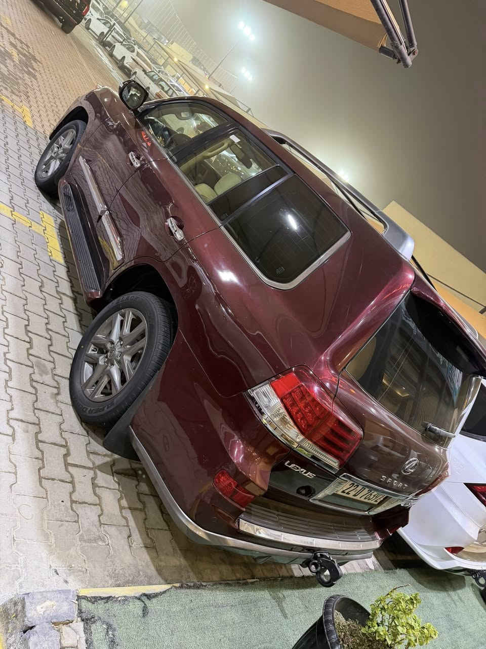 لكزز موديل ١٤. فطيم ماشيه ١٨٠ حقيقي
سياره كفاله من الصبغ فقط دعاميه إماميه صبغ جماليه وبيه مكانين بارد كير مكينه. بلادي ممفتوحً بيه برغي السعر. اتصل وأتآمر ***********
