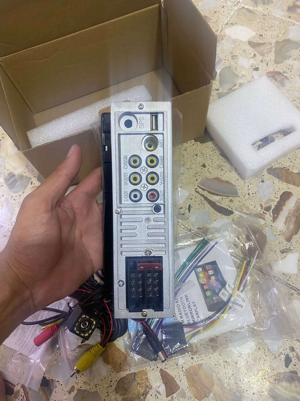شاشة قياس ٧ انج طابق واحد لمس بالكامل جديد غير مستخدم
مع كامرة خلفية وملحقاتها


**إذا كنت صاحب هذا الإعلان وتريد حذفه لأي سبب، رجاءا أرسل رسالة إلى الدعم الفني**