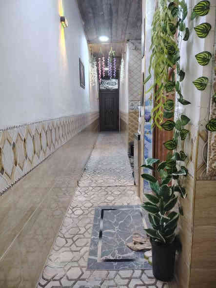 السلام عليكم
بيت 100 متر للبيع (زراعي) 

المنطقة واحد حزيران مقابيل الحصو والرمل 

السعر 55 وبيه مجال اتصل ***********
