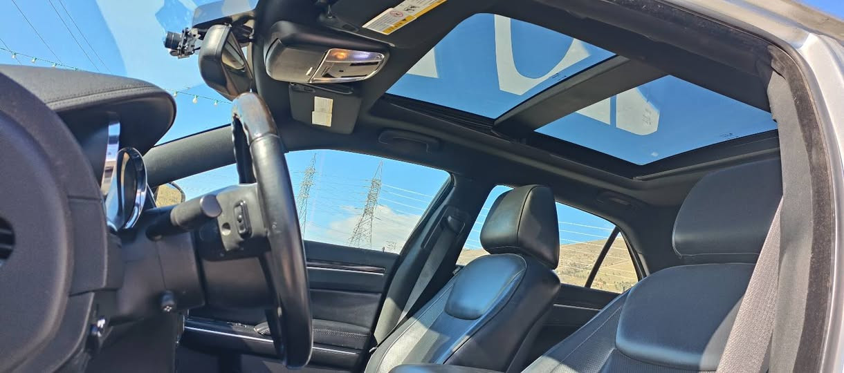 سەرەتا بەناویخوا 
ئۆباما مۆدیل 2015
خلیجی  6بستون 
تەنها 140هەزار ڕۆشتوە
قەپات قەپات مواسەفات 
تازە داخڵ 
سەیارە کەدە قیشە ریکە ماوەتەوە کامل مەسروفە
پرسیای مواسە فات مە کە  مول مواسەفاتە
***********
***********
